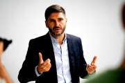 De espalda a los hechos y con Rosario en crisis, Pullaro hace campaña con la seguridad