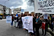 IOMA desbordada: afiliados protestaron en Mar del Plata y movilizan frente a la COSAPRO
