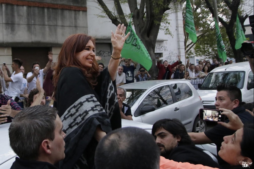 Confirman el procesamiento de Cristina por la causa del "dólar futuro"