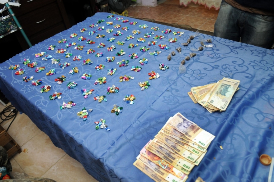 Operativo “Reina rusa”: desbarataron banda narco liderada por una mujer que escondía droga en casa de vecinos tras amenazarlos