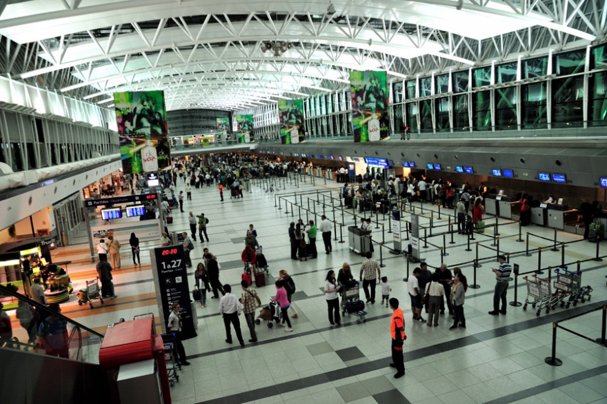 En medio de la polémica, desde Migraciones afirman que “hay un perfil que no interesa” que ingrese al país