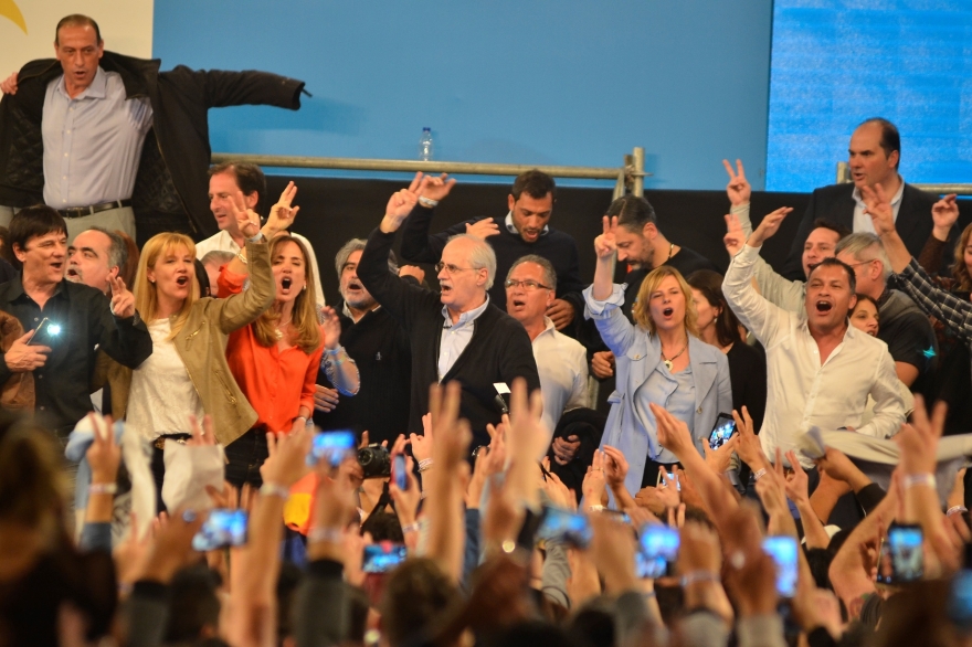 Las postales del acto de Cristina en el Club Atenas de La Plata