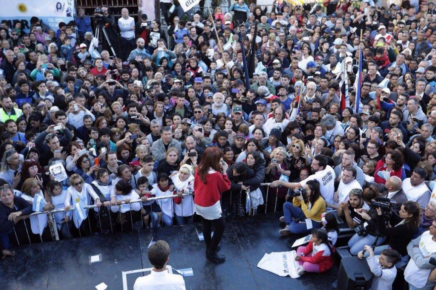Desde tierra randazzista, Cristina lanzó: “Se han apoderado del Estado grupos empresarios”