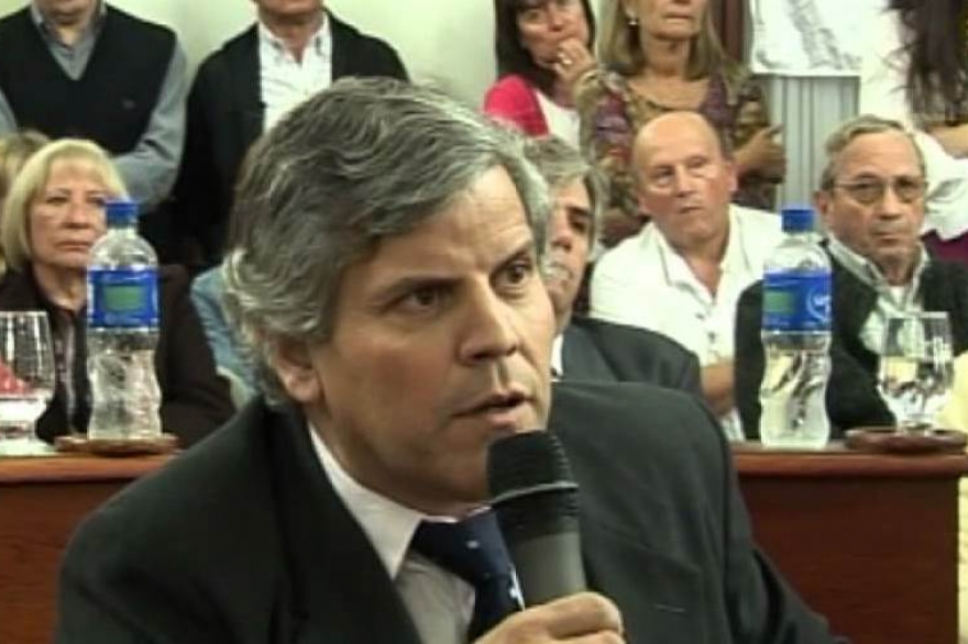 Diputado Britos: "Hay que ser serios en cuanto al volumen en la generación de deuda”