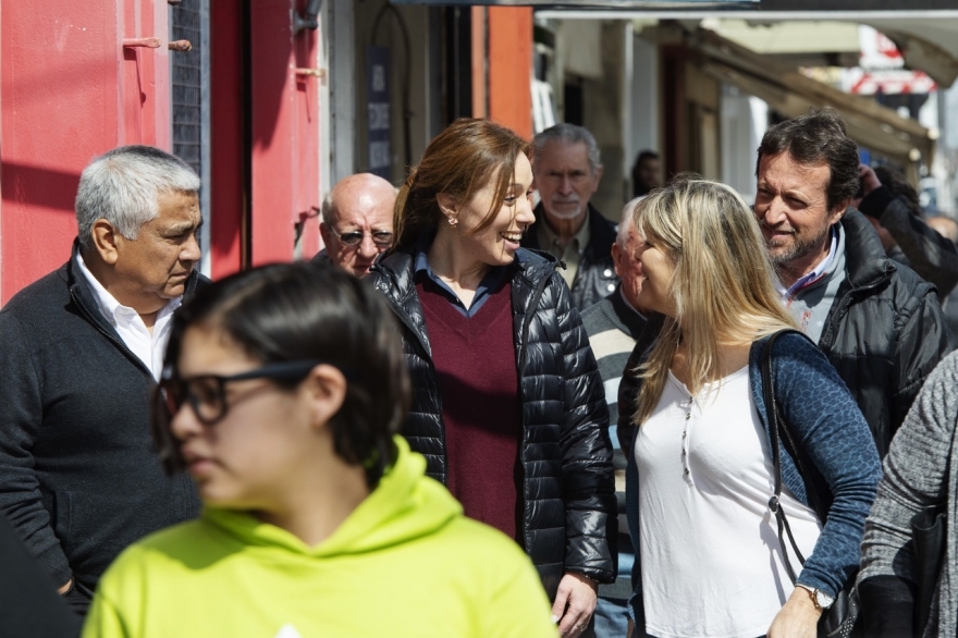 Tras 15 días de silencio, Vidal retomó la agenda pública: dialogó con vecinos en San Pedro