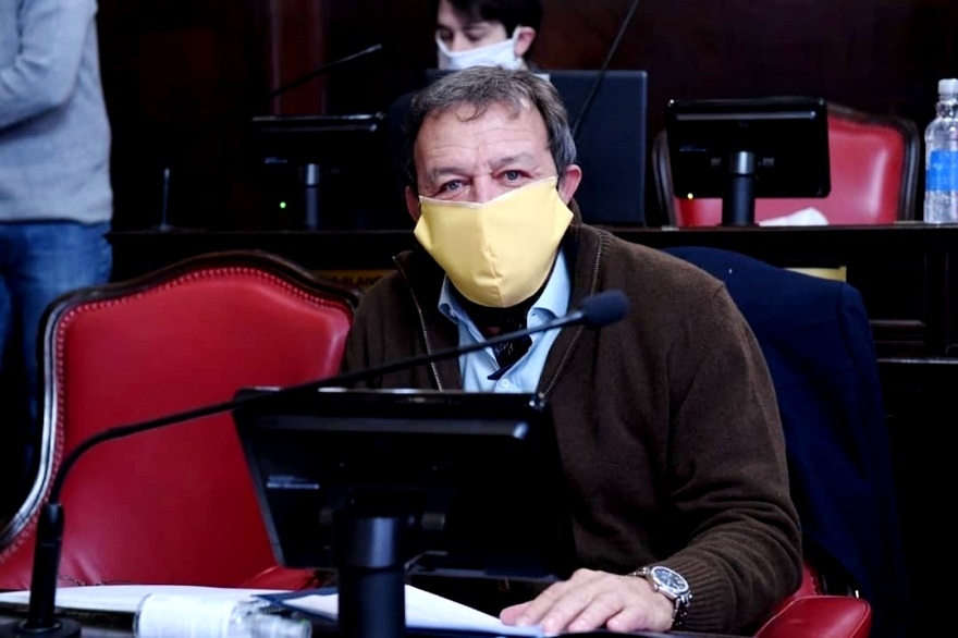 Se había reunido con Vidal: el senador bonaerense Roberto Costa dio negativo de Covid-19