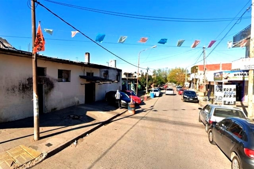 Imágenes sensibles: un panadero mató a un ladrón de 16 años que intentó robarle la camioneta