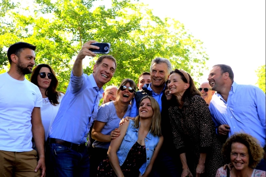 Santilli hizo campaña con Mauricio Macri en Miramar, Balcarce y Tandil