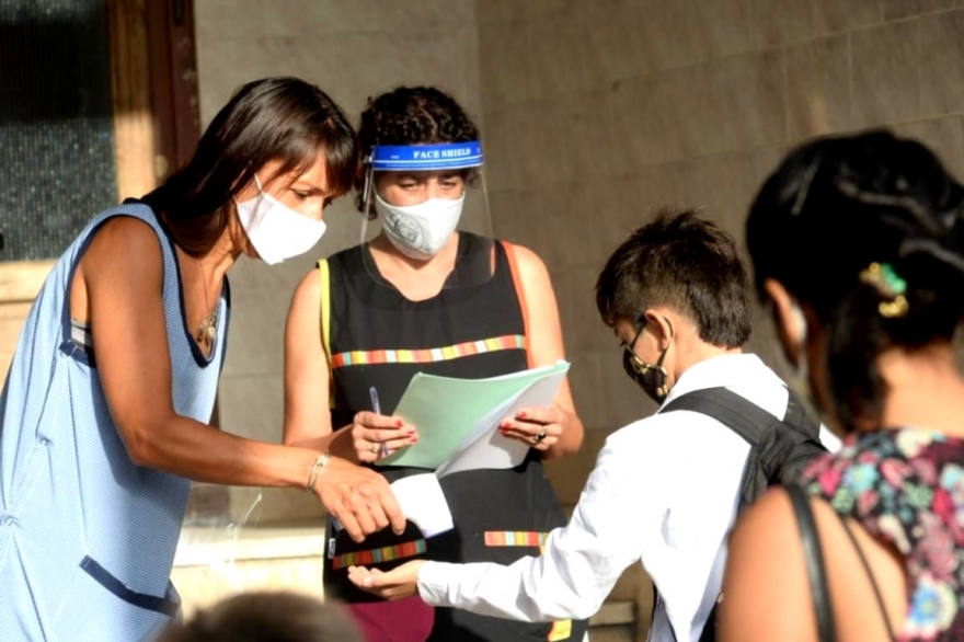 Cuidar Escuelas: la plataforma para seguir la curva de contagios en establecimientos educativos