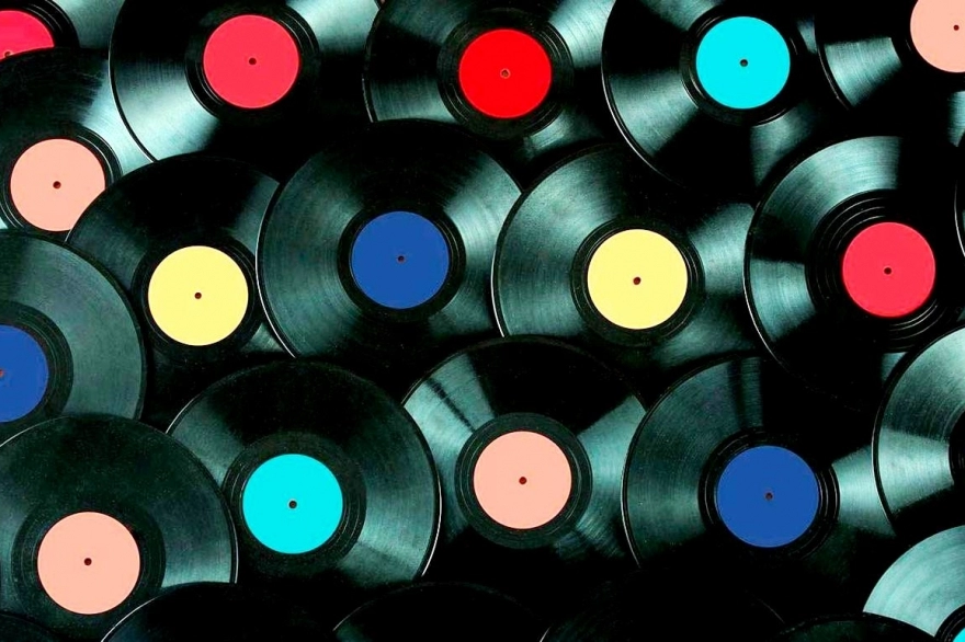 Los discos de vinilo cada vez con más ventas en el Reino Unido