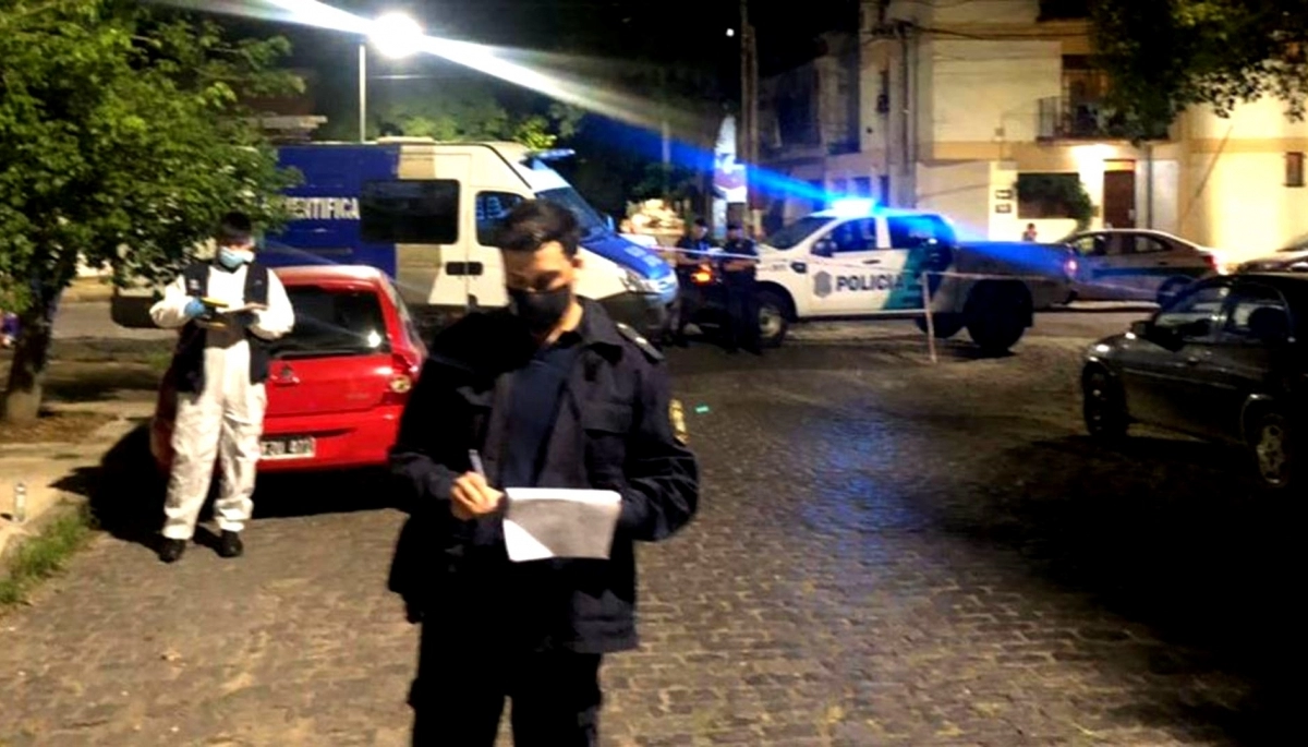 Robo a mano armada en un reconocido local de empanadas de La Plata