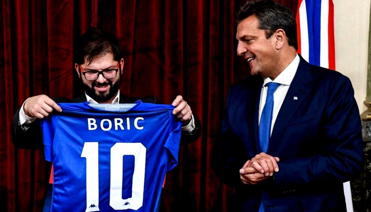 El divertido diálogo entre Massa y Boric sobre Pipo Gorosito