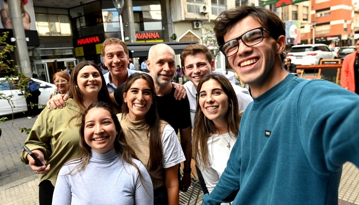 Larreta y Santilli recorrieron Bahía Banca: críticas al Gobierno por la inflación