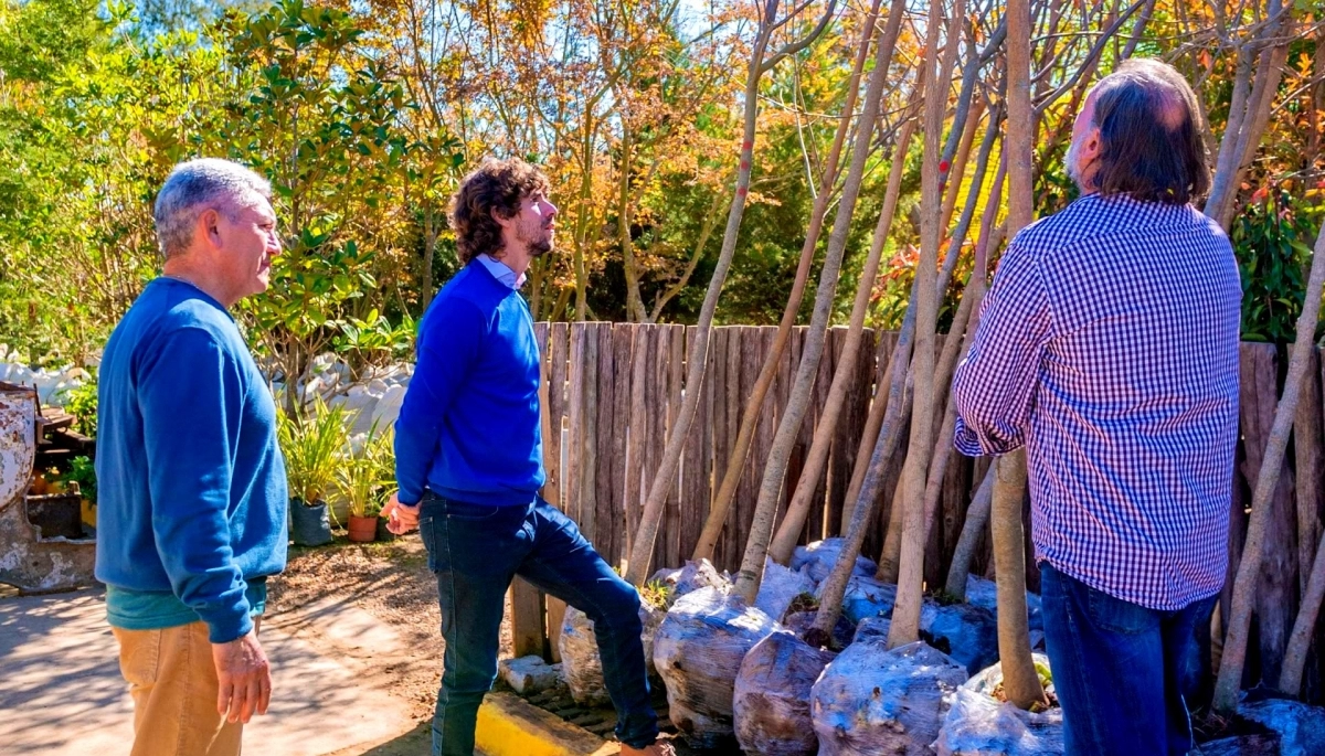 Con el foco en las “generaciones futuras”, Andreotti destacó la plantación de árboles