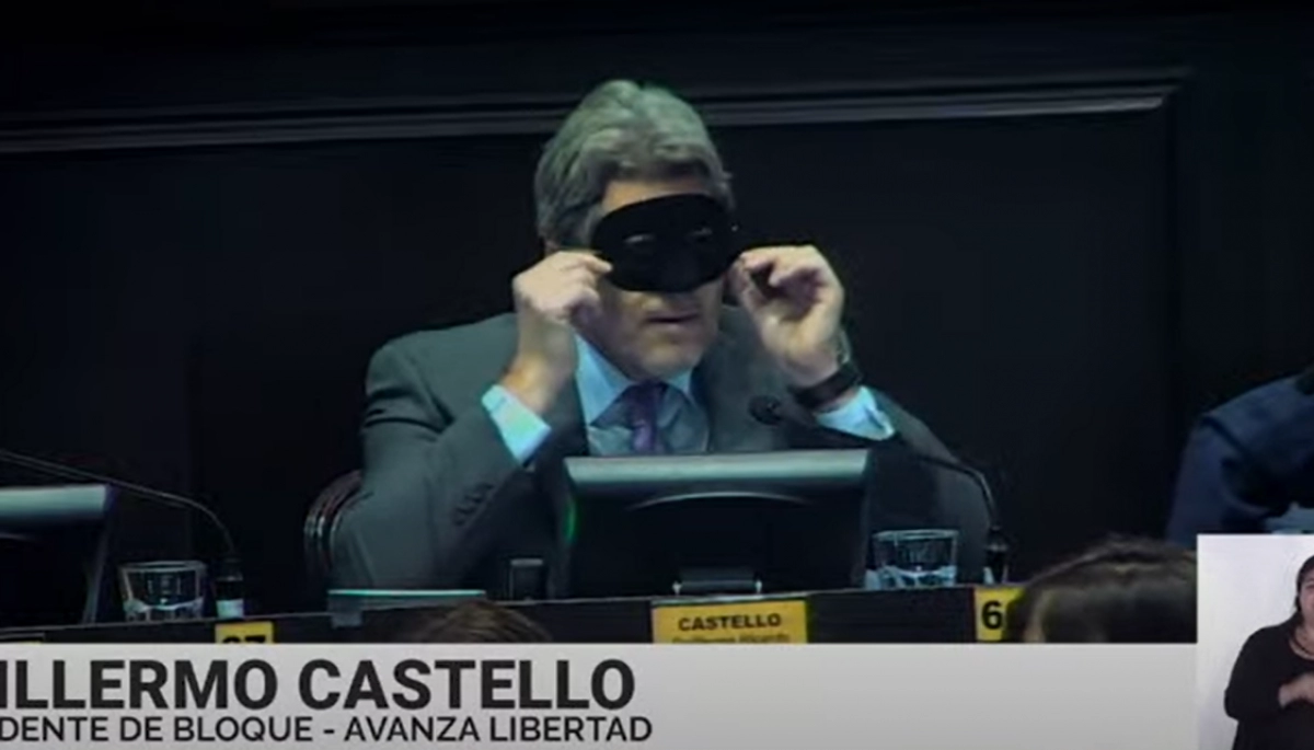 Castello contra todos: show y cruces en la Legislatura