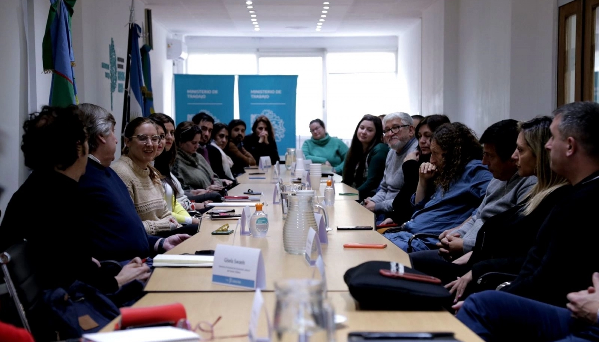 Provincia y un avance clave: autorizaron licencias parentales para todos los Regímenes