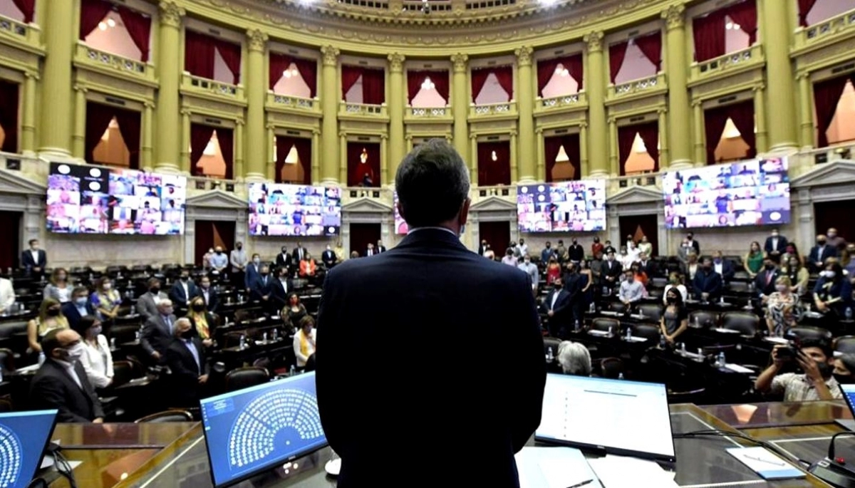 Diputados trató la renuncia de Massa y la asunción de Moreau como presidenta del cuerpo