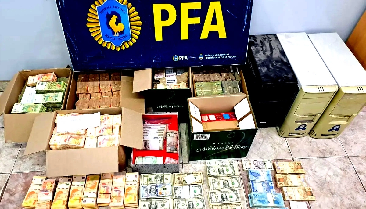Reventaron una cueva: incautaron millones entre pesos y monedas extranjeras