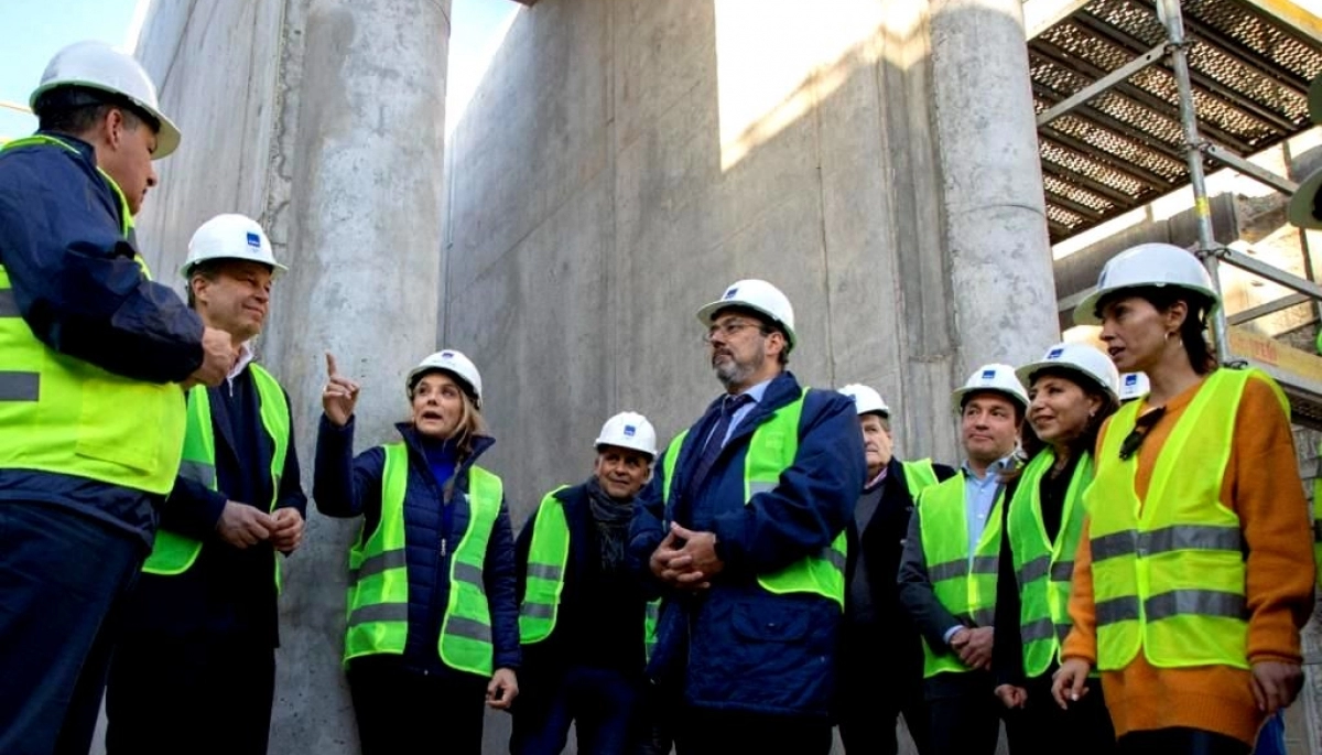 Malena Galmarini e intendentes recorrieron la mega obra de Sistema Agua Sur