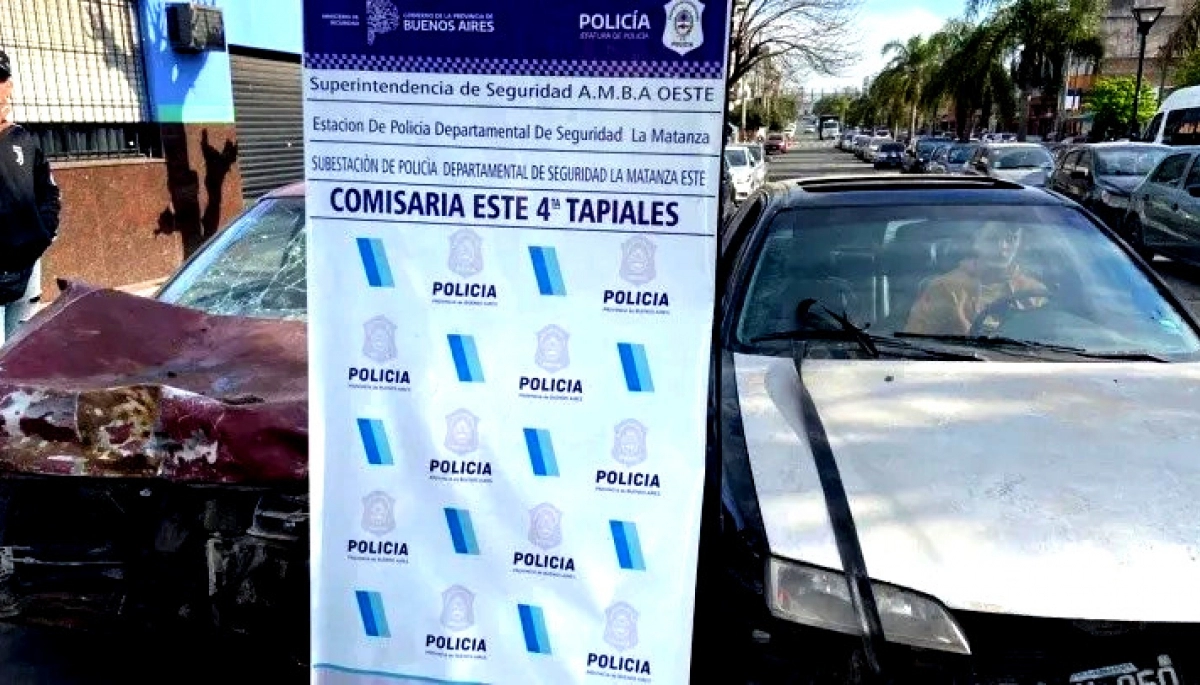 No se hacen, son: compraban autos en desuso, los reparaban y se filmaban chocándolos