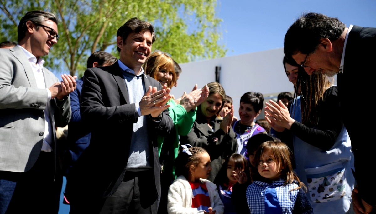 Kicillof inauguró tres escuelas y reiteró sus cuestionamientos a la gestión de Vidal