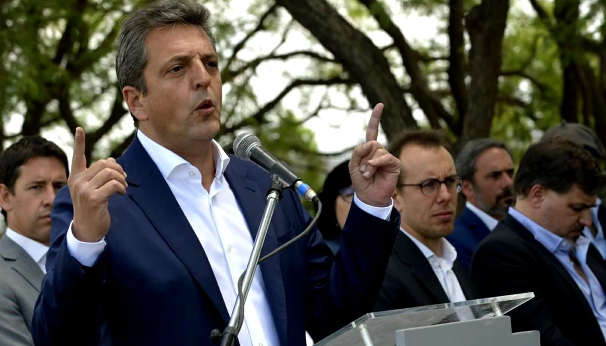 Massa anunció un dólar diferencial para ayudar a las economías regionales