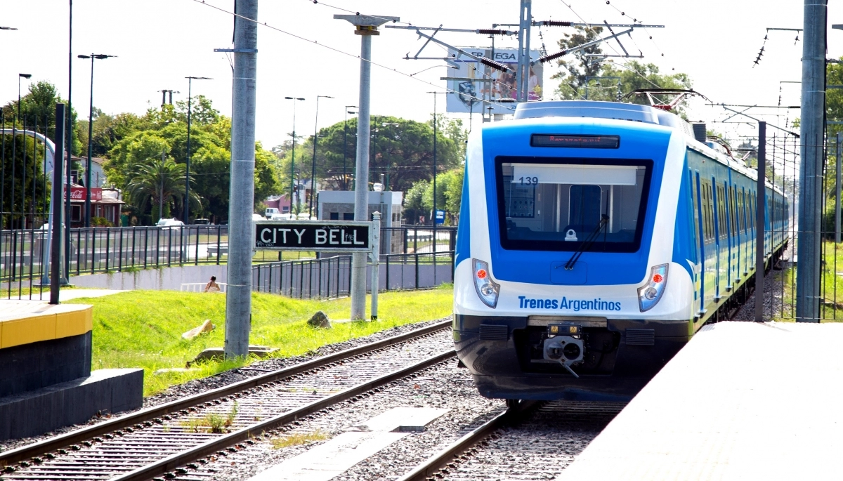 Qué se sabe de Jennifer, la chica electrocutada en la estación de City Bell