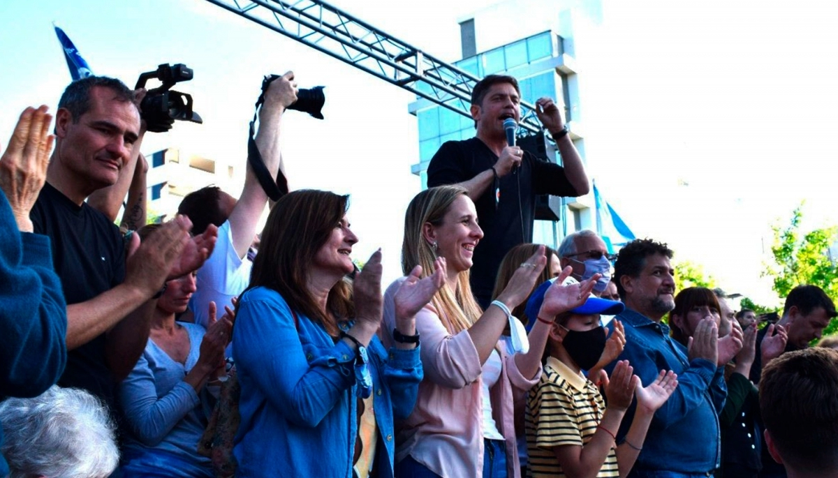 Kicillof comienza la campaña con el regreso de las mateadas electorales