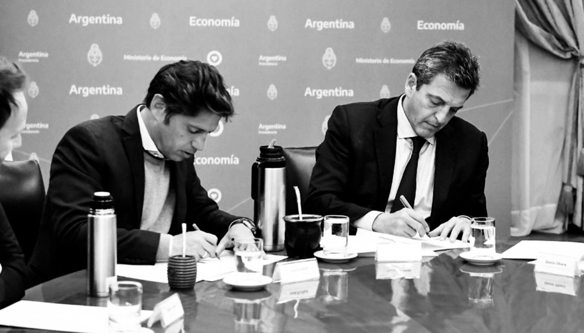 Versiones y rumores en el peronismo por una PASO presidencial entre Massa y Kicillof