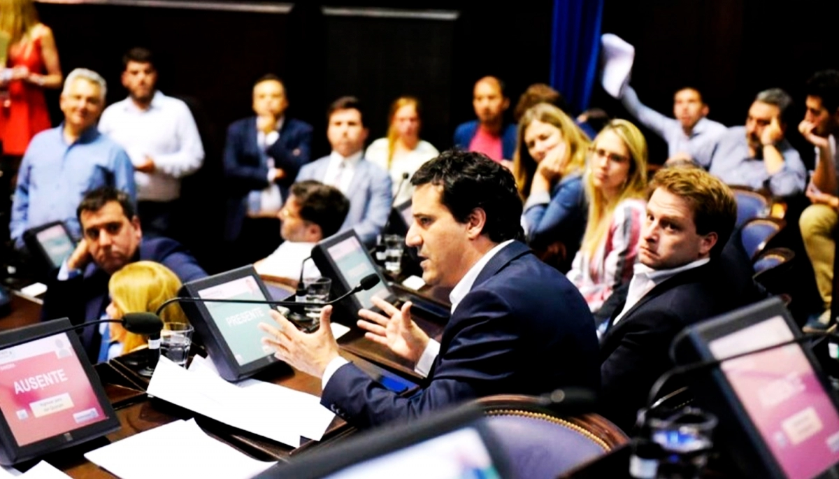Legisladores de Juntos rechazaron las nuevas condiciones para pasar de año en escuelas