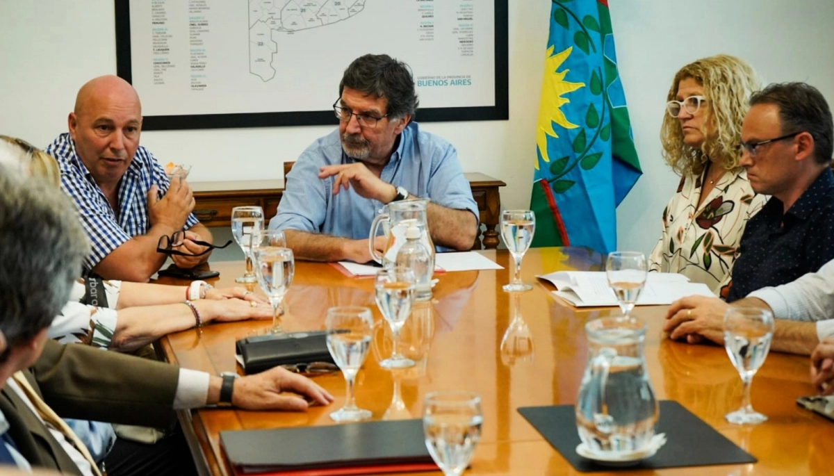 Provincia acordó con representantes de colegios privados fijar un tope en la suba de cuotas