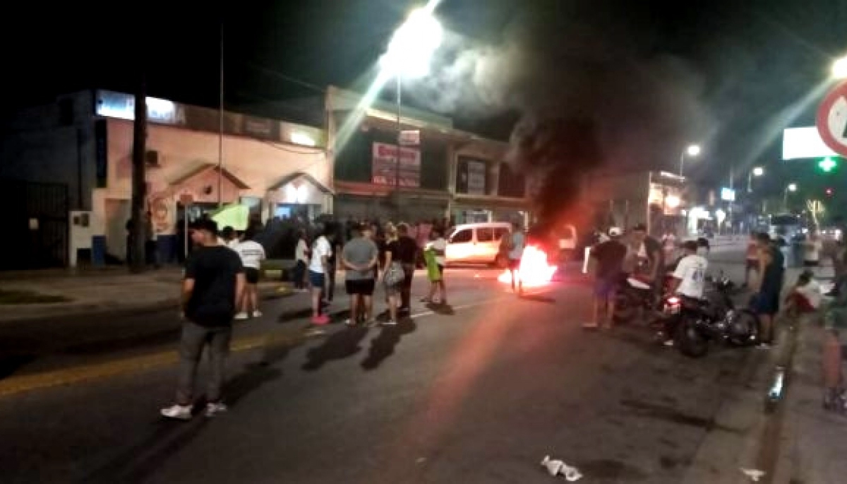 Incidentes en la comisaría: protestaban por la liberación de un camionero que mató y huyó