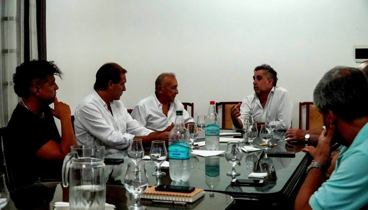 Garro se reunió con la Cámara de Comercio e Industria para planificar políticas para el sector