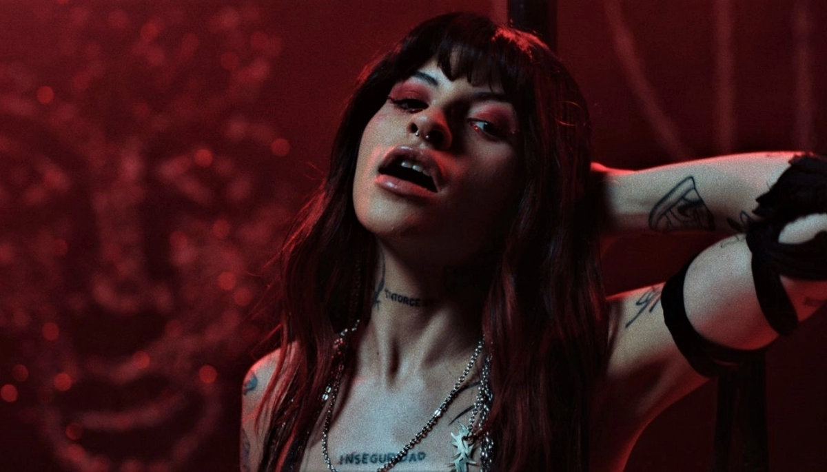 Cazzu volvió locos a sus fans y anunció que se viene “Peliculeo Remix”