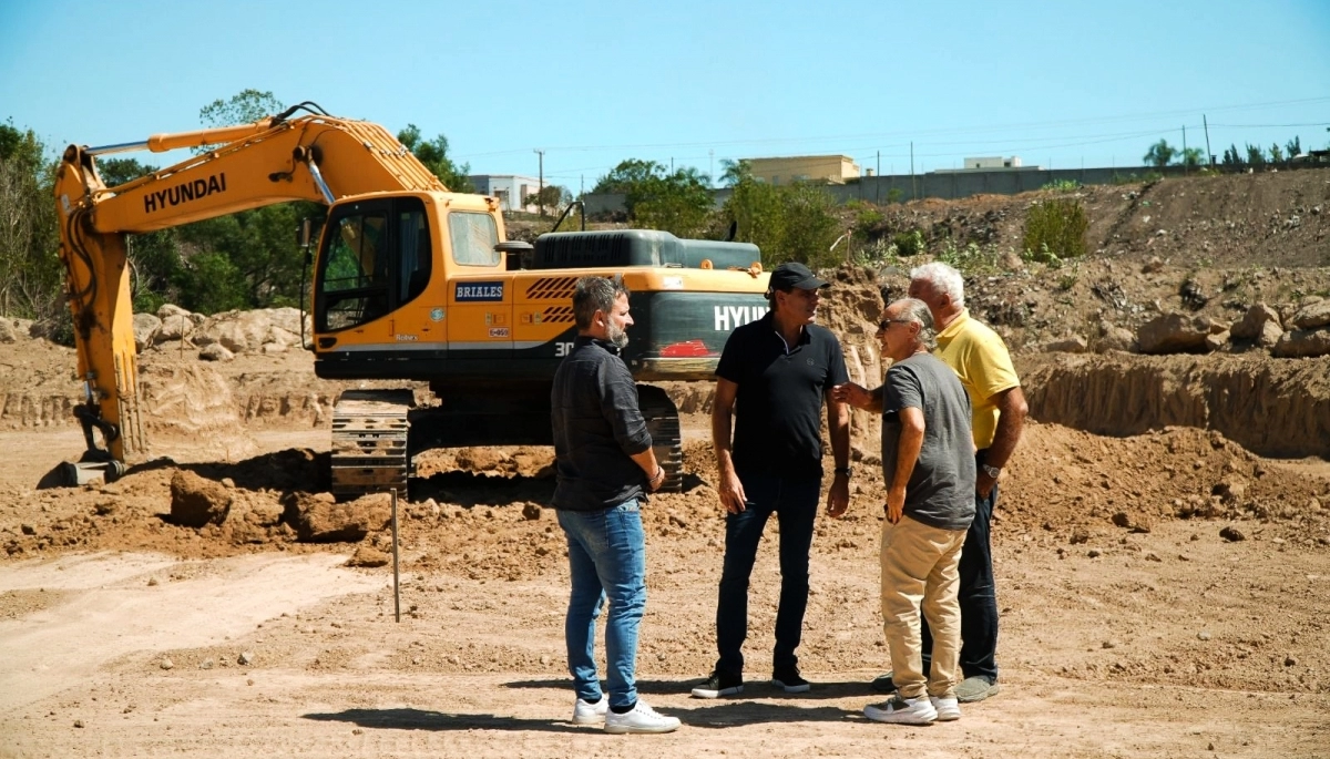 Iniciaron las obras en La Plata para reconvertir la cantera de Hernández en un Parque Urbano