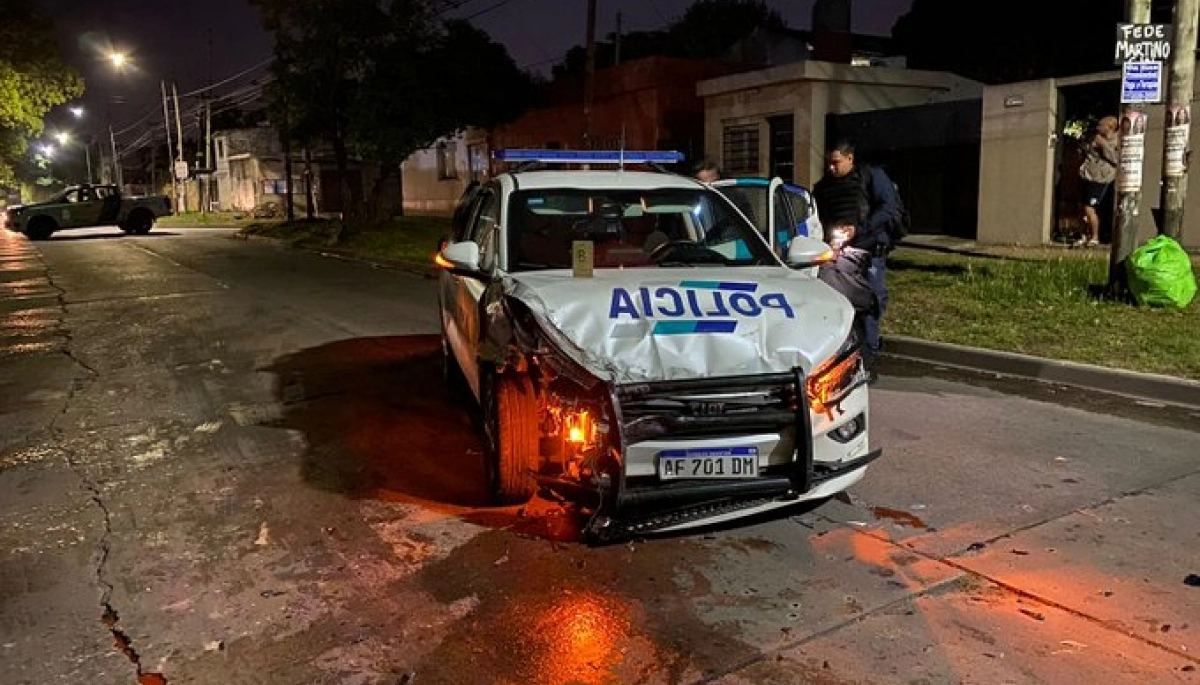 Entradera, fuga y persecución: robaron una casa y cayeron luego de chocar con una patrulla