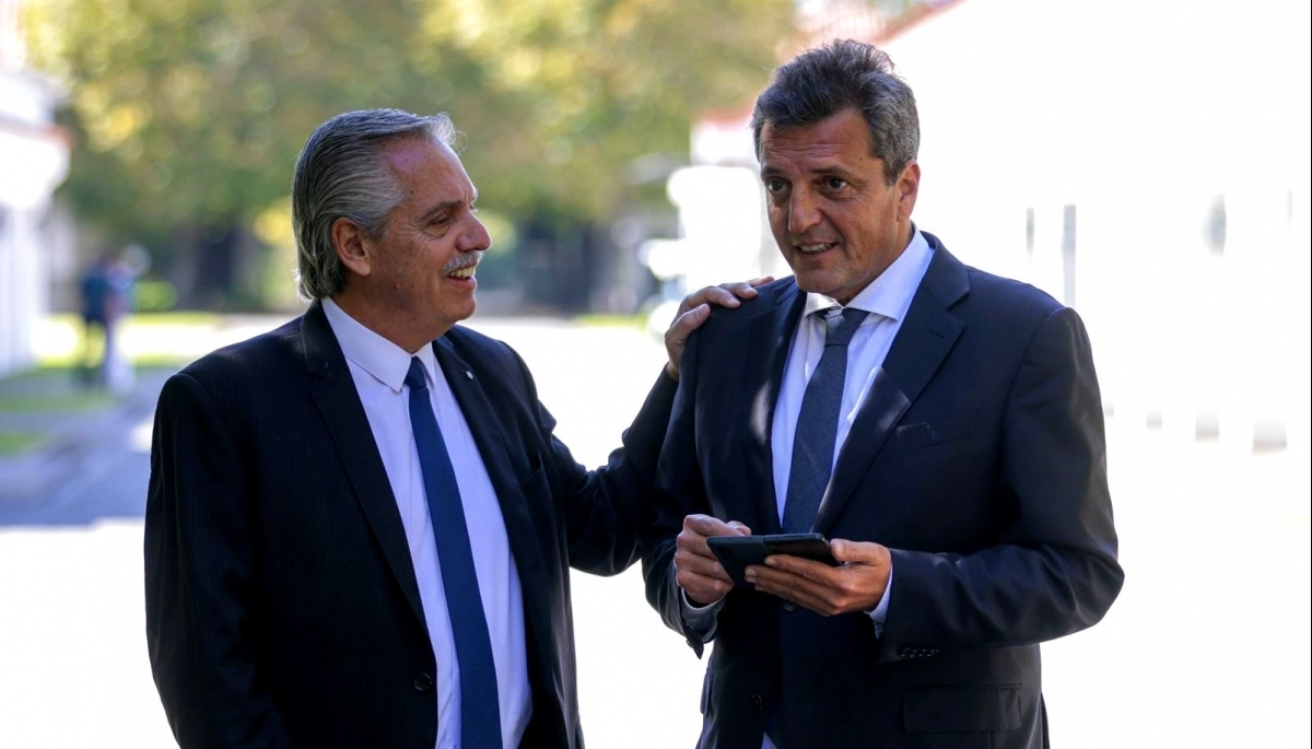 En medio de otra escalada del Dólar Blue, Alberto Fernández y Massa se reunieron en Olivos
