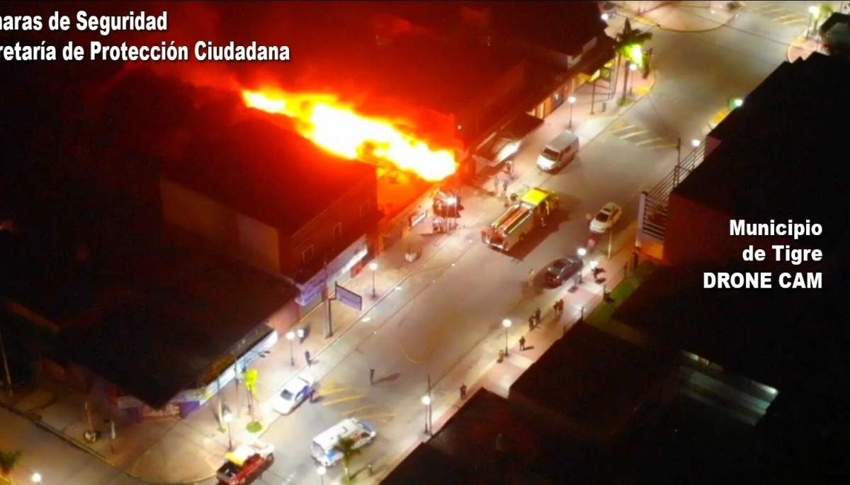 Voraz incendio en un local donde se almacenaban garrafas