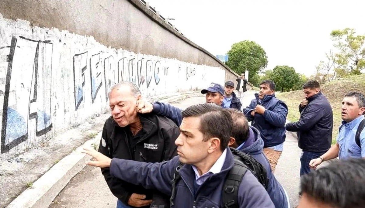 Berni pidió licencia médica por la lesión en su rostro por la agresión de  colectiveros