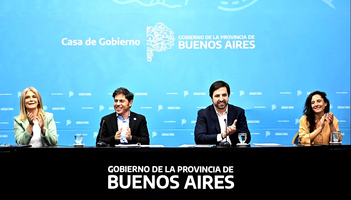 En el Salón Dorado, Kicillof y Kreplak anunciaron el programa “Más Salud, Más Cuidados”