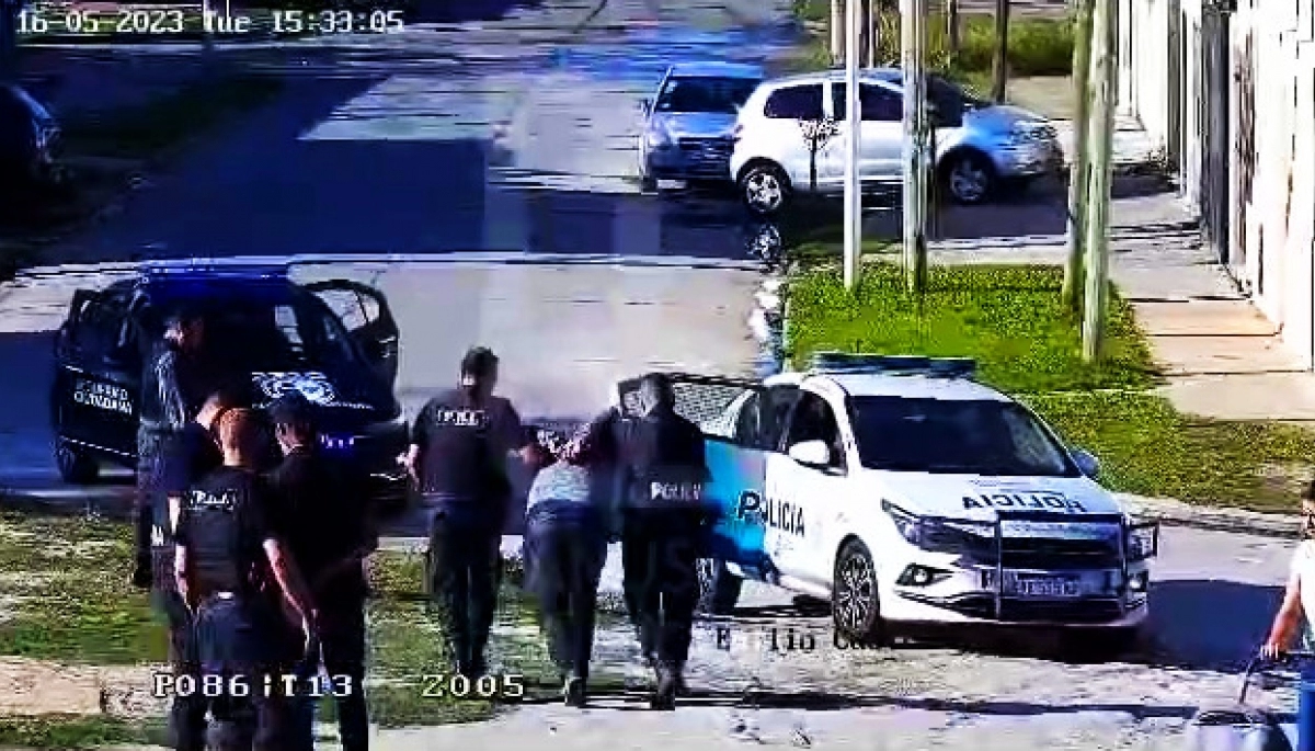Debut de la pistola Taser en el Conurbano: efectivo del PRI redujo a hombre que portaba un cuchillo