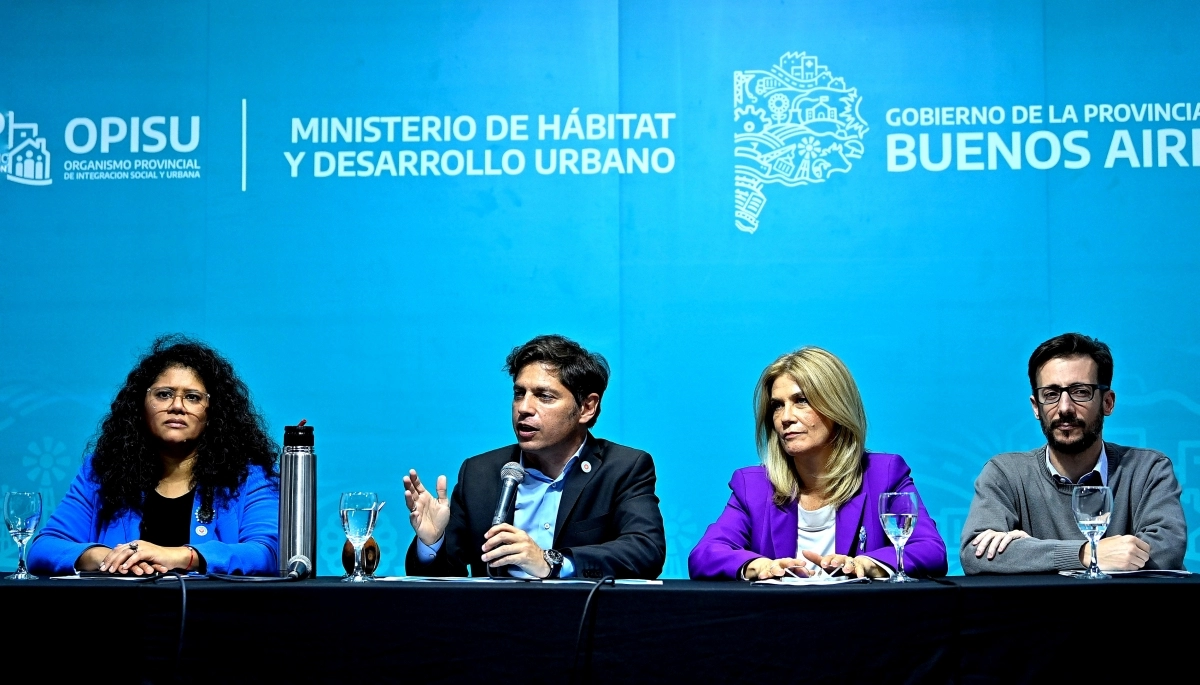 Kicillof acordó una inversión de más de 9.000 millones para obras en barrios populares