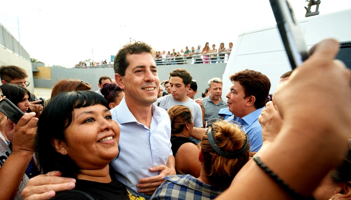 Cada vez más candidato: Wado visitará tres municipios del Conurbano bonaerense
