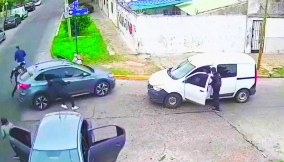 Golpe comando: demencial ataque para robar dos vehículos en la misma esquina
