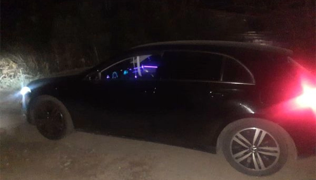 Robo a mano armada: un fiscal fue despojado de su automóvil cuando llegaba a su casa de La Plata