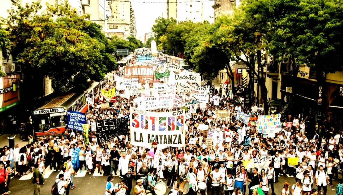 Provincia cargará como inasistencias injustificadas los paros de Suteba Multicolor de mayo
