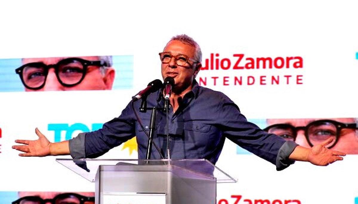Intendente peronista se abstuvo de la solicitada contra Scioli aunque reafirmó su lealtad con Cristina