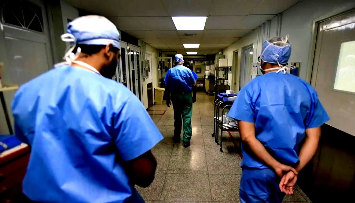 Provincia autorizó a residentes a realizar guardias extras por la circulación de virus respiratorios