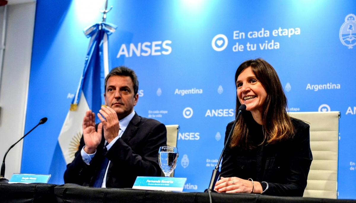 Massa y Raverta anunciaron créditos de hasta 400 mil pesos para jubilados y pensionados