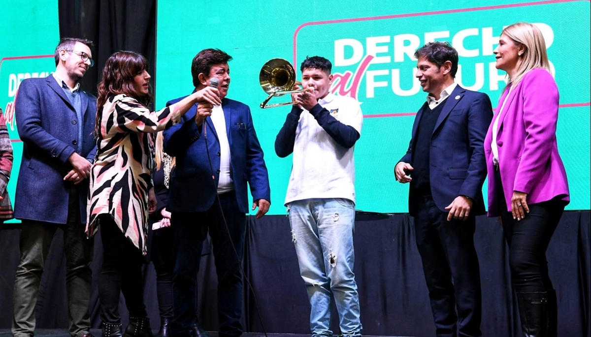 Kicillof y Magario respaldaron la candidatura de Espinoza: “Se ocupa todos los días de La Matanza”